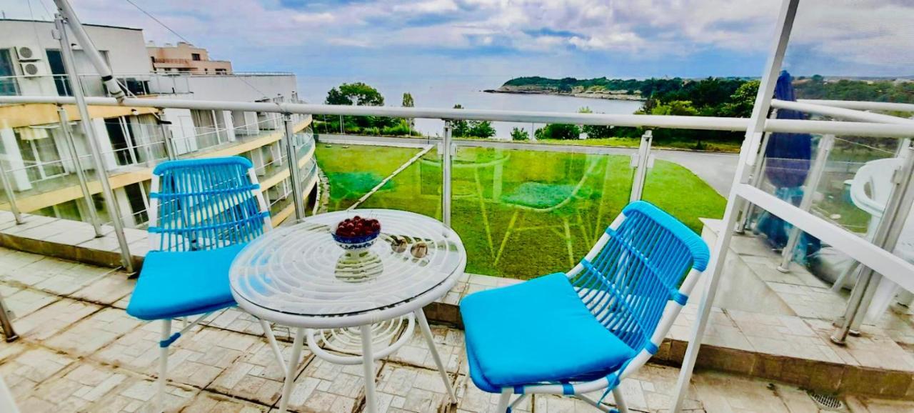 Aparthotel Aпартаменти Мини В Бей Вю à Tsarévo Extérieur photo