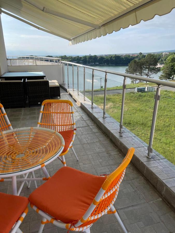 Aparthotel Aпартаменти Мини В Бей Вю à Tsarévo Extérieur photo